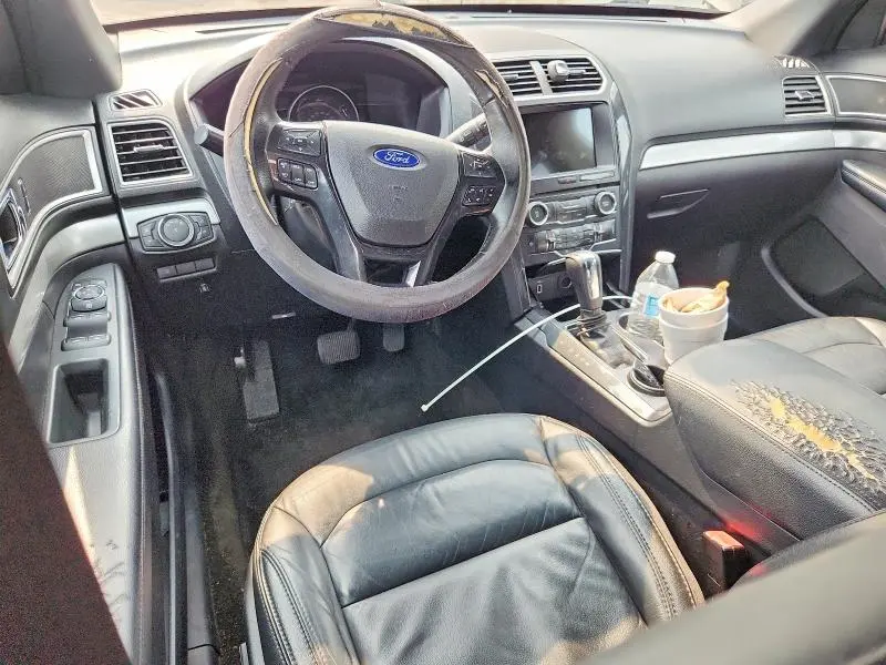 2017 FORD EXPLORER XLT  