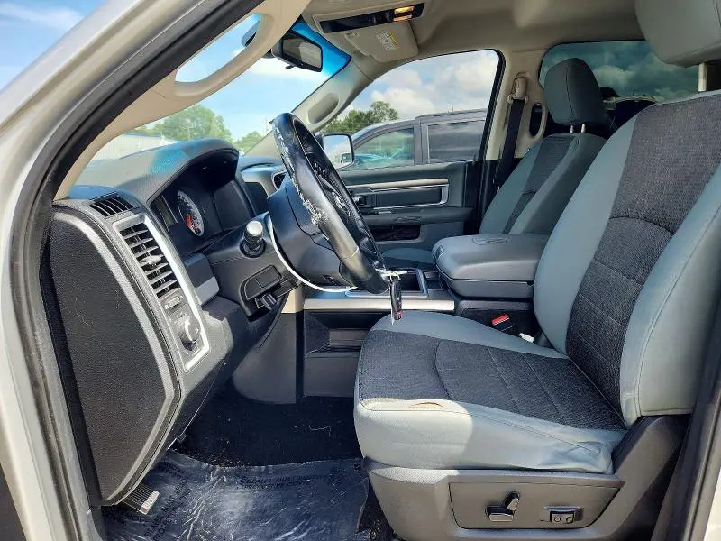 2014 RAM 1500 SLT  