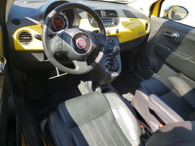 2012 FIAT 500 LOUNGE  