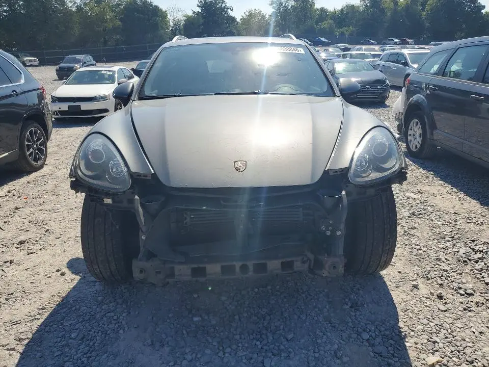 2014 PORSCHE CAYENNE GTS  