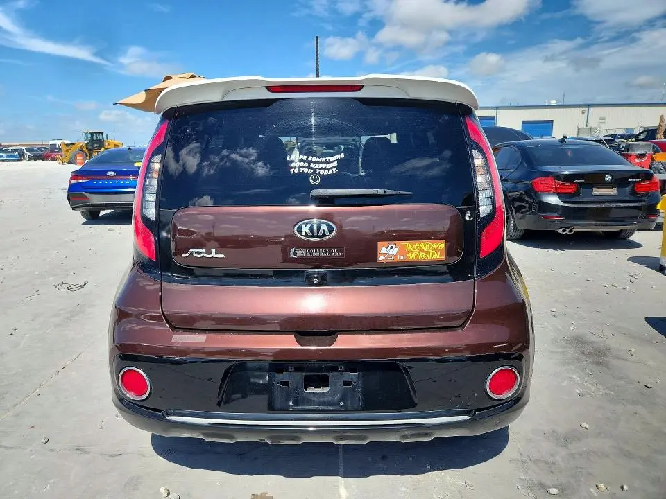 2017 KIA SOUL +  