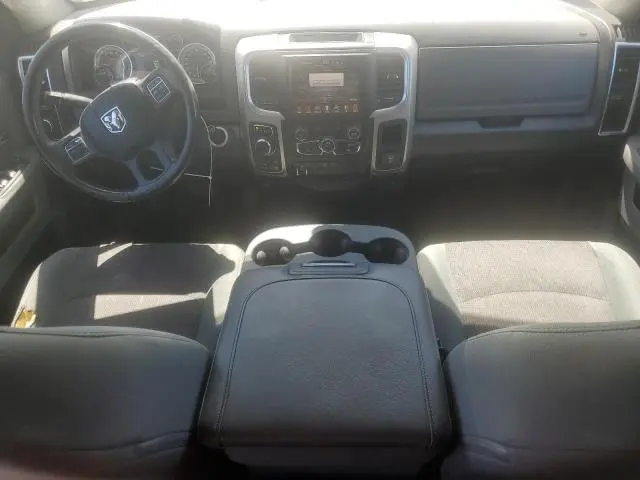 2016 RAM 1500 SLT  