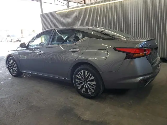 2024 NISSAN ALTIMA SV  