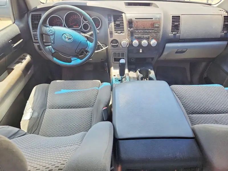 2010 TOYOTA TUNDRA CREWMAX SR5  