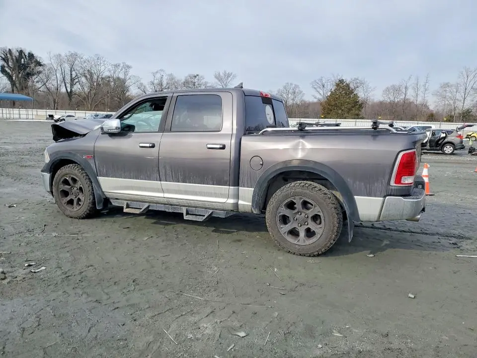 2015 RAM 1500 LARAMIE  
