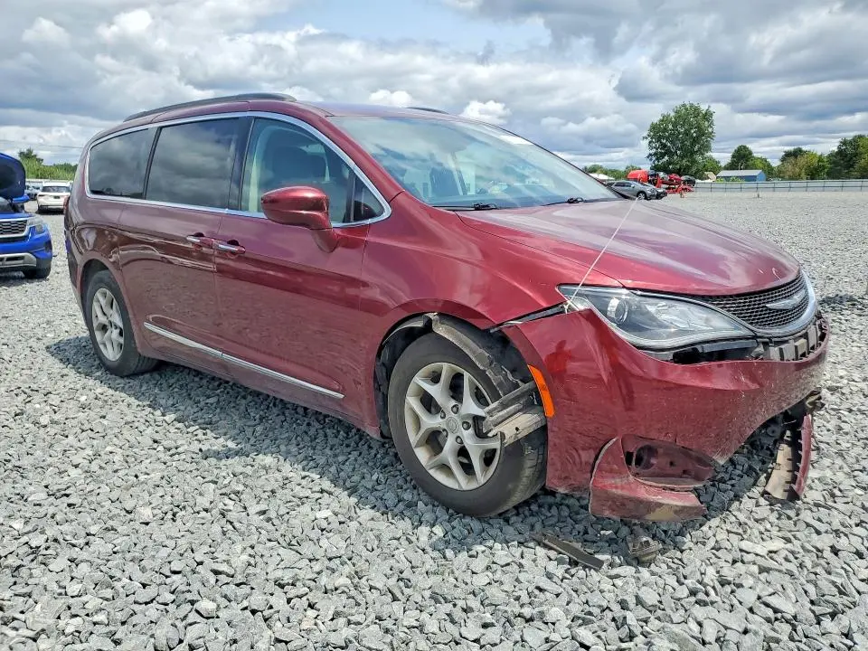 2017 CHRYSLER PACIFICA TOURING L  