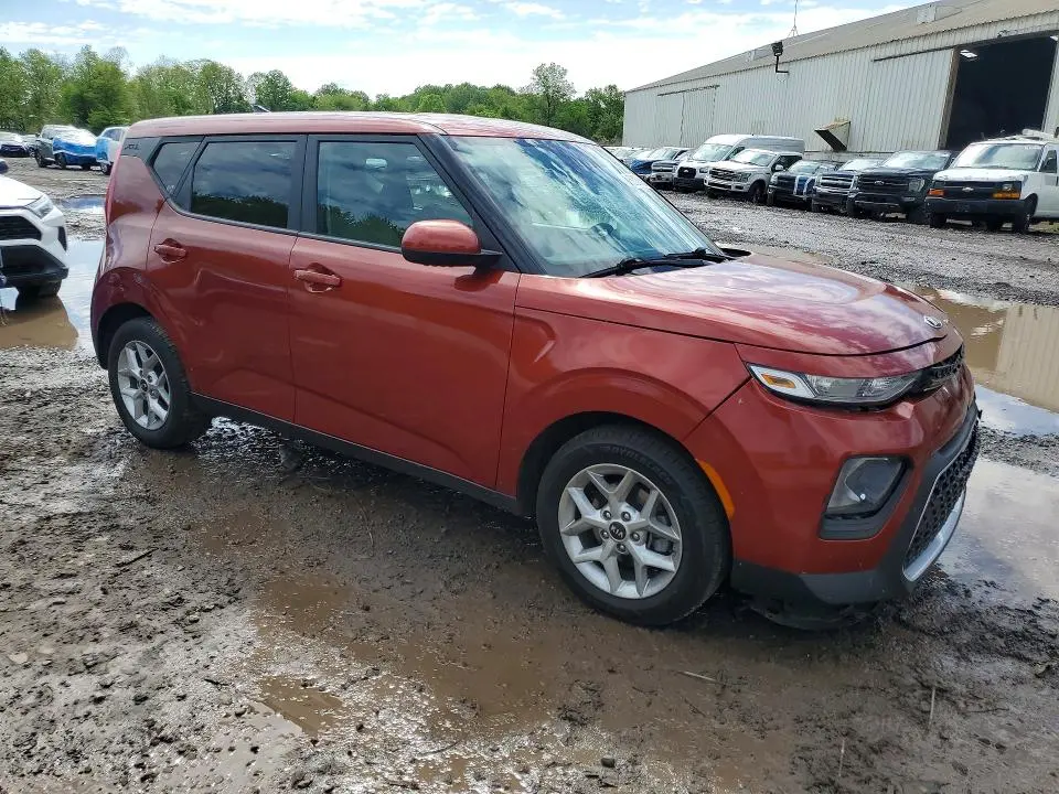 2021 KIA SOUL S  