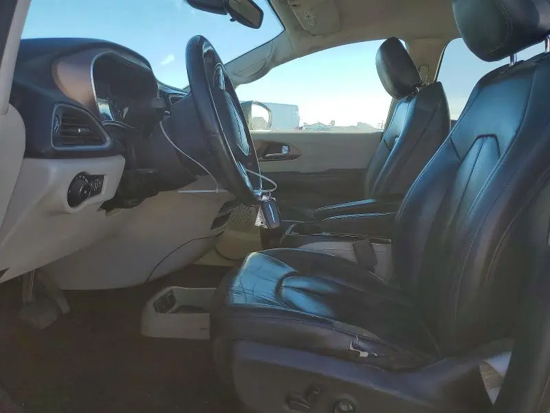 2017 CHRYSLER PACIFICA TOURING L  