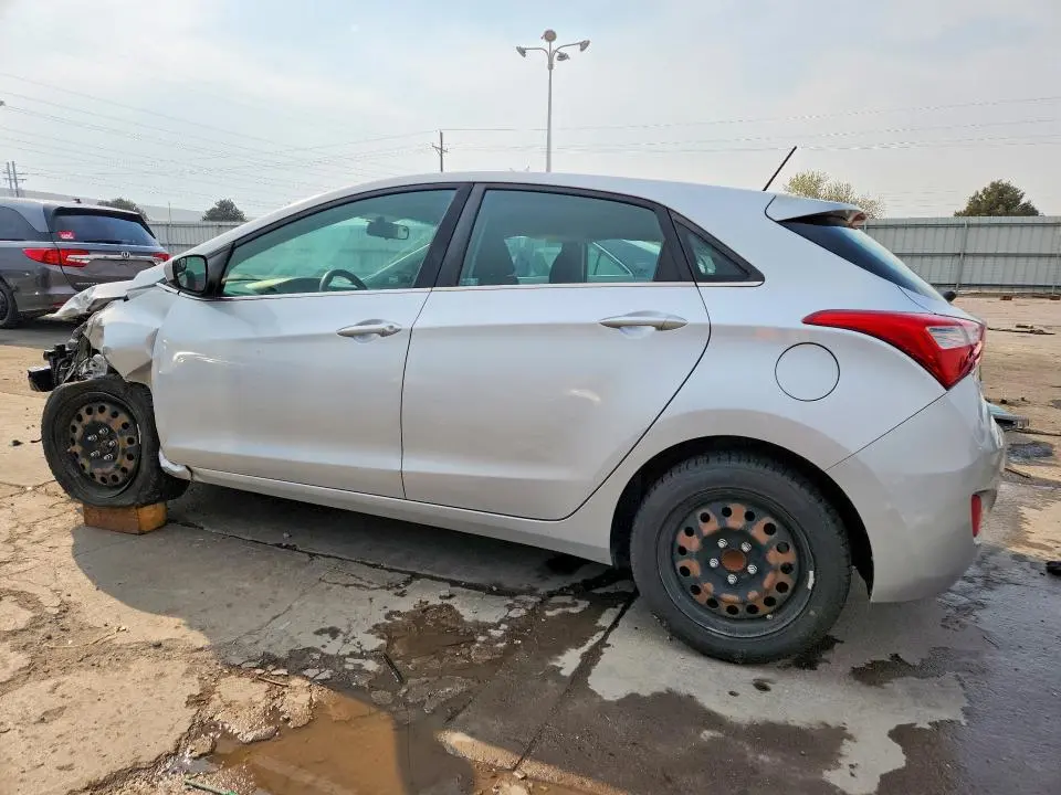 2016 HYUNDAI ELANTRA GT BASE  