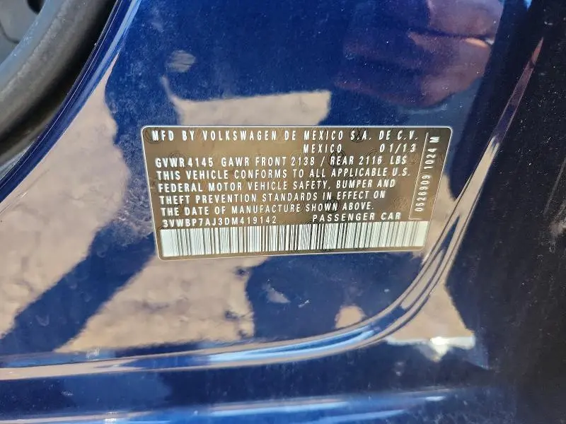 2013 VOLKSWAGEN JETTA SE  