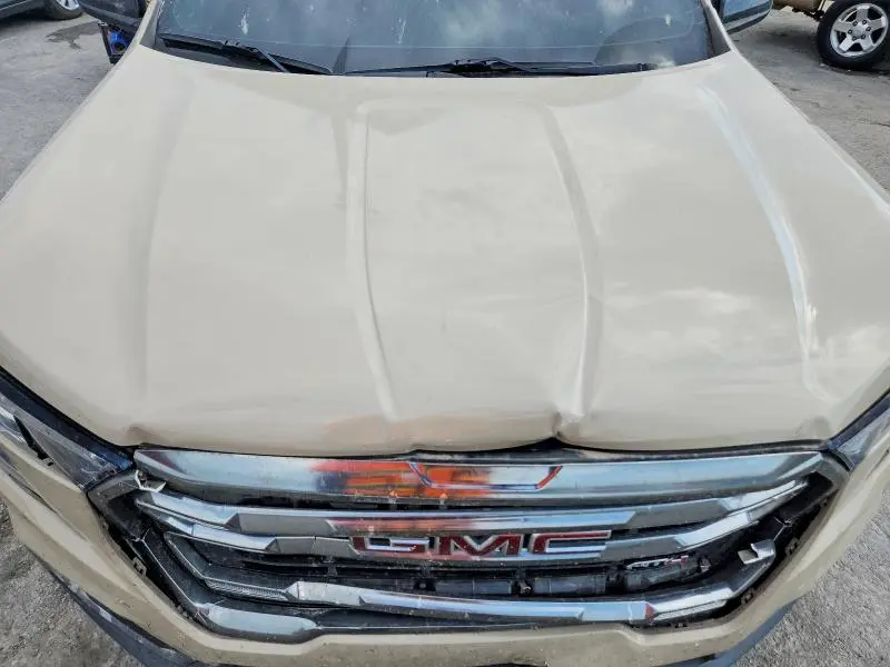 2022 GMC TERRAIN AT4  