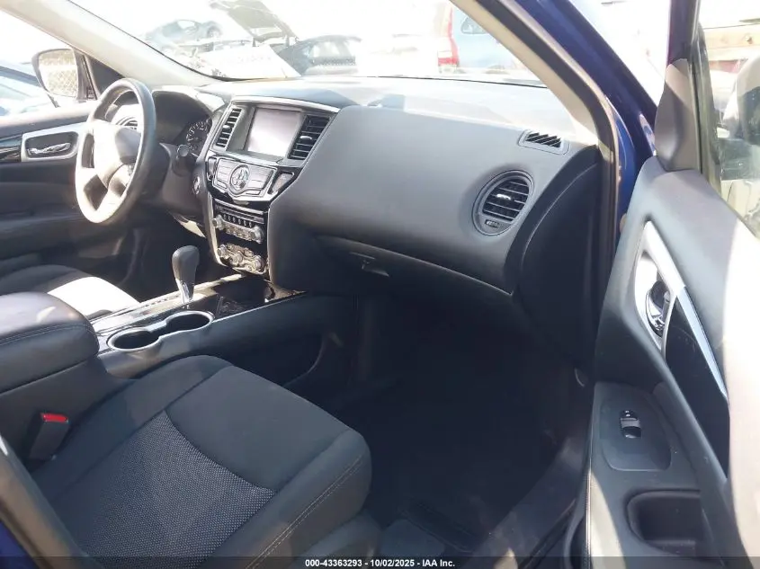 2019 NISSAN PATHFINDER S