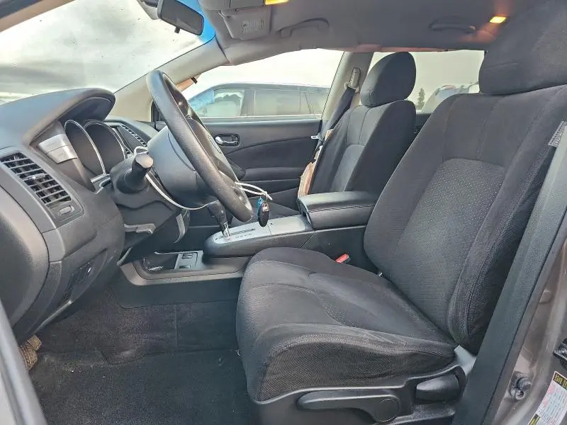 2010 NISSAN MURANO S  