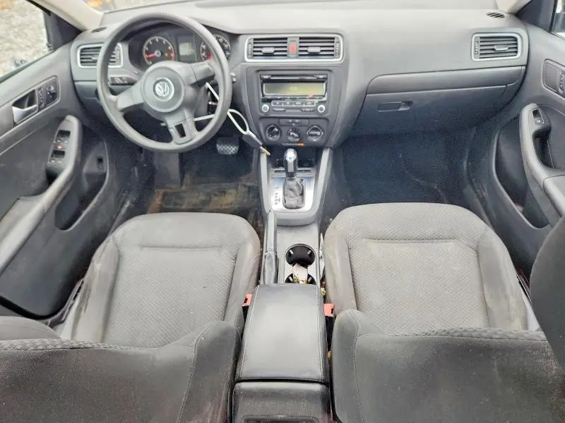 2013 VOLKSWAGEN JETTA BASE  