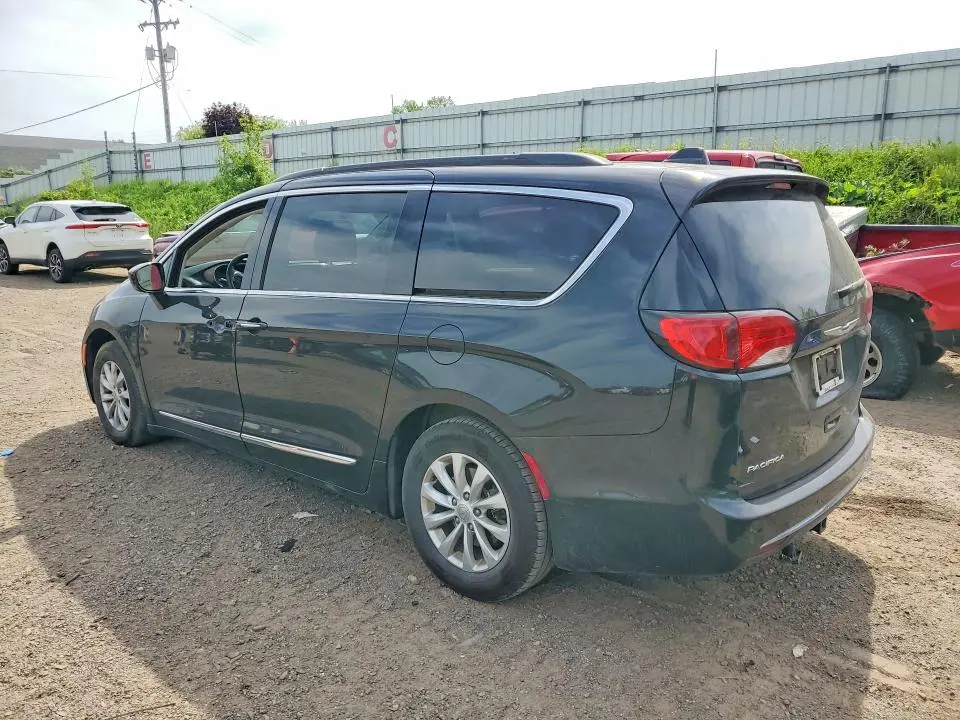2017 CHRYSLER PACIFICA TOURING L  