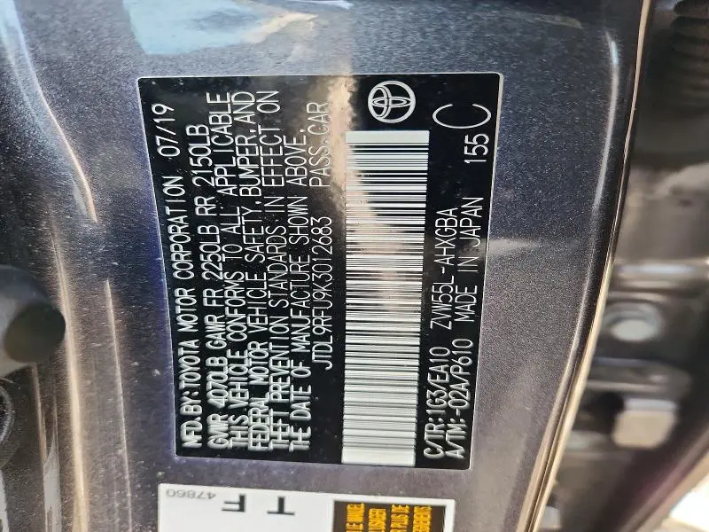 2019 TOYOTA PRIUS XLE AWD-E  