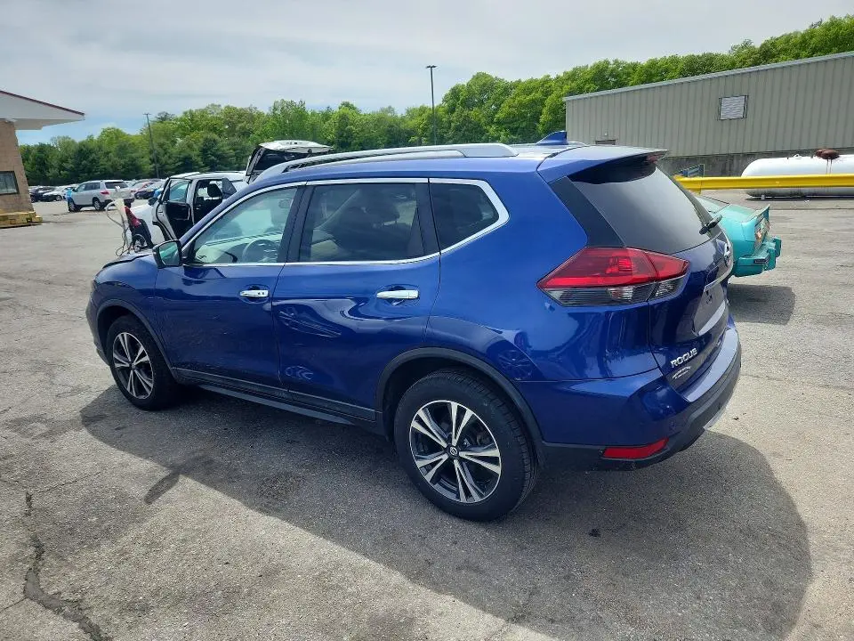 2020 NISSAN ROGUE SV  