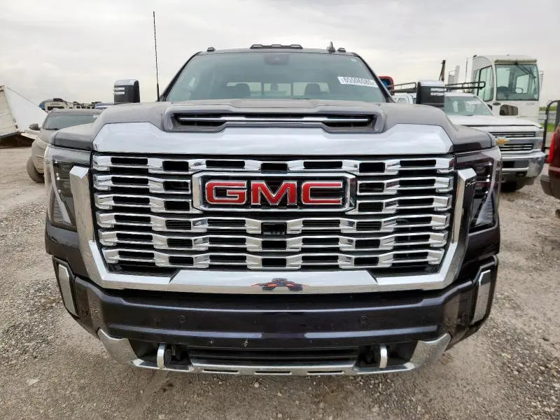 2024 GMC SIERRA K2500 DENALI  