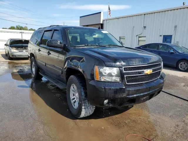2013 CHEVROLET SUBURBAN C1500 LT  