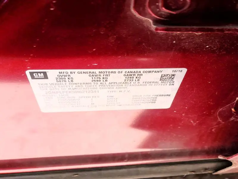 2017 CHEVROLET EQUINOX LT  