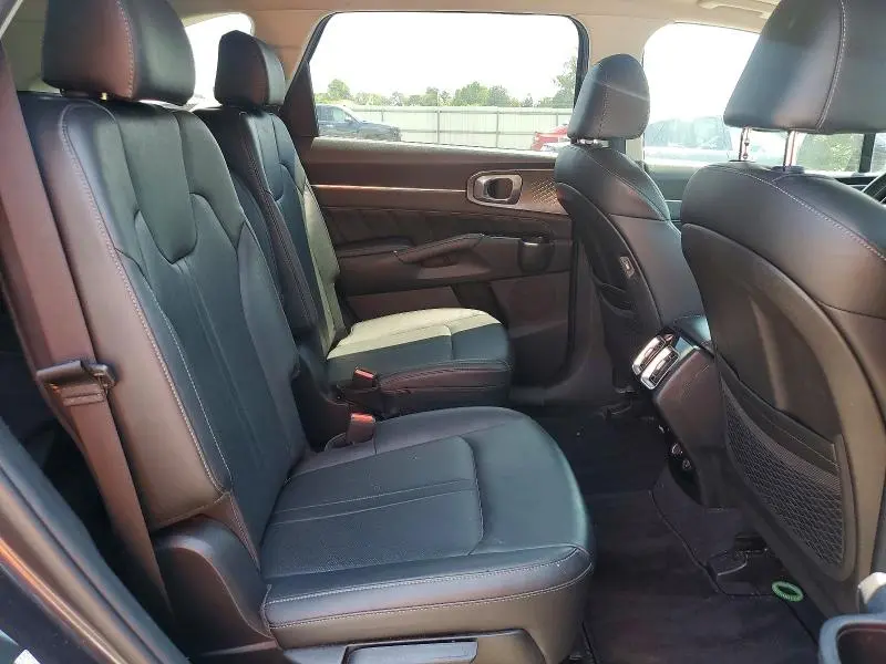 2022 KIA SORENTO SX  