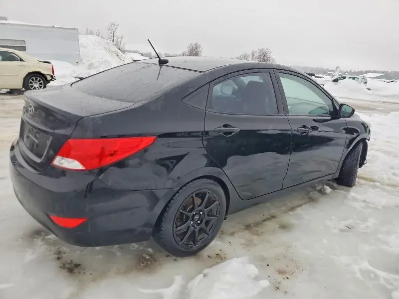 2015 HYUNDAI ACCENT GLS  