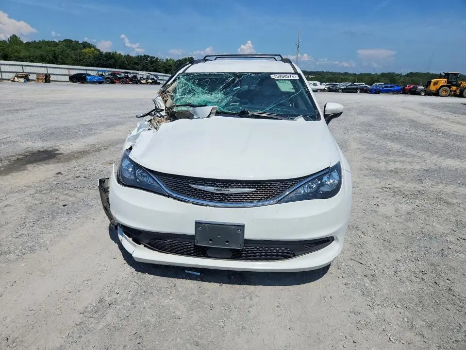 2021 CHRYSLER VOYAGER LXI  
