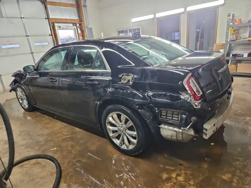 2017 CHRYSLER 300 LIMITED  