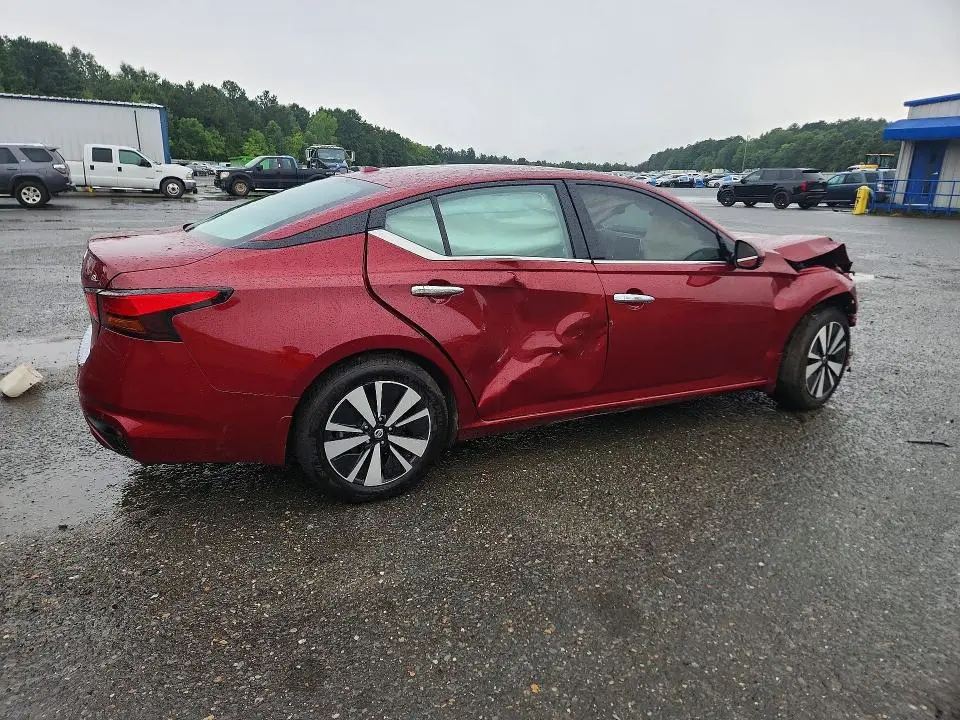 2020 NISSAN ALTIMA SL  