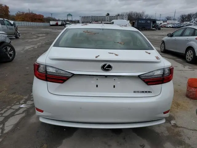 2016 LEXUS ES 300H  