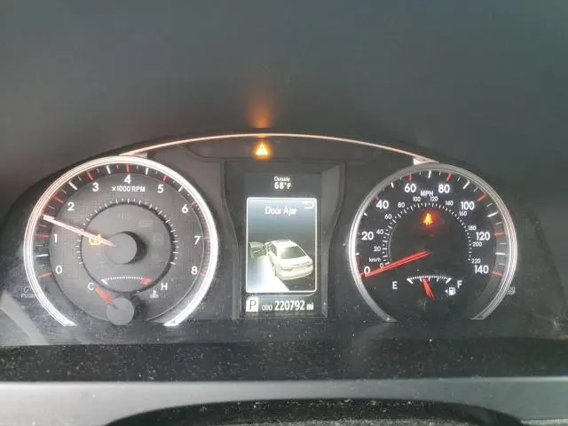 2017 TOYOTA CAMRY LE  