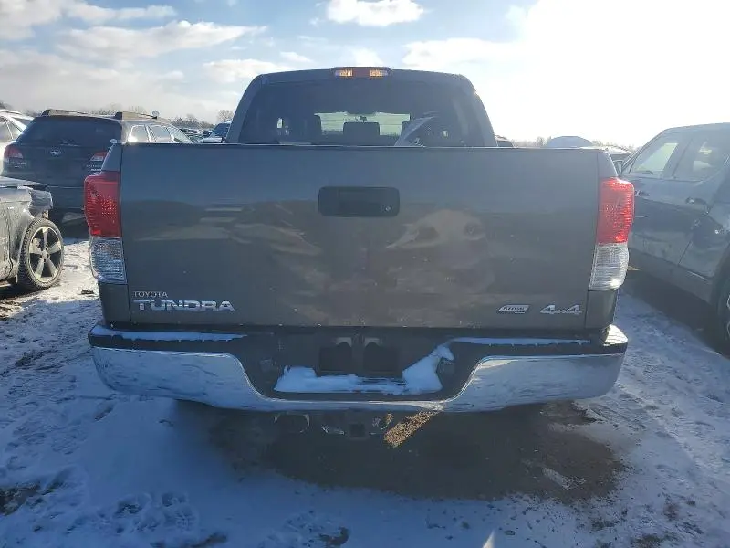 2011 TOYOTA TUNDRA CREWMAX SR5  