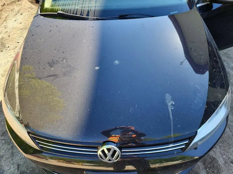 2013 VOLKSWAGEN JETTA SE  