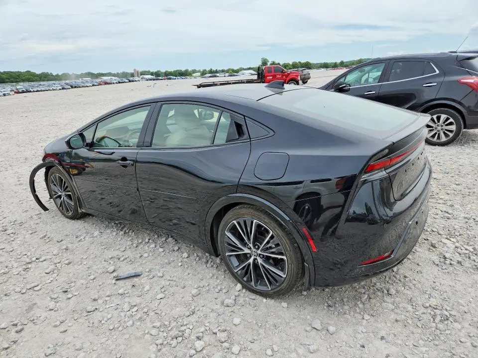 2024 TOYOTA PRIUS XLE  