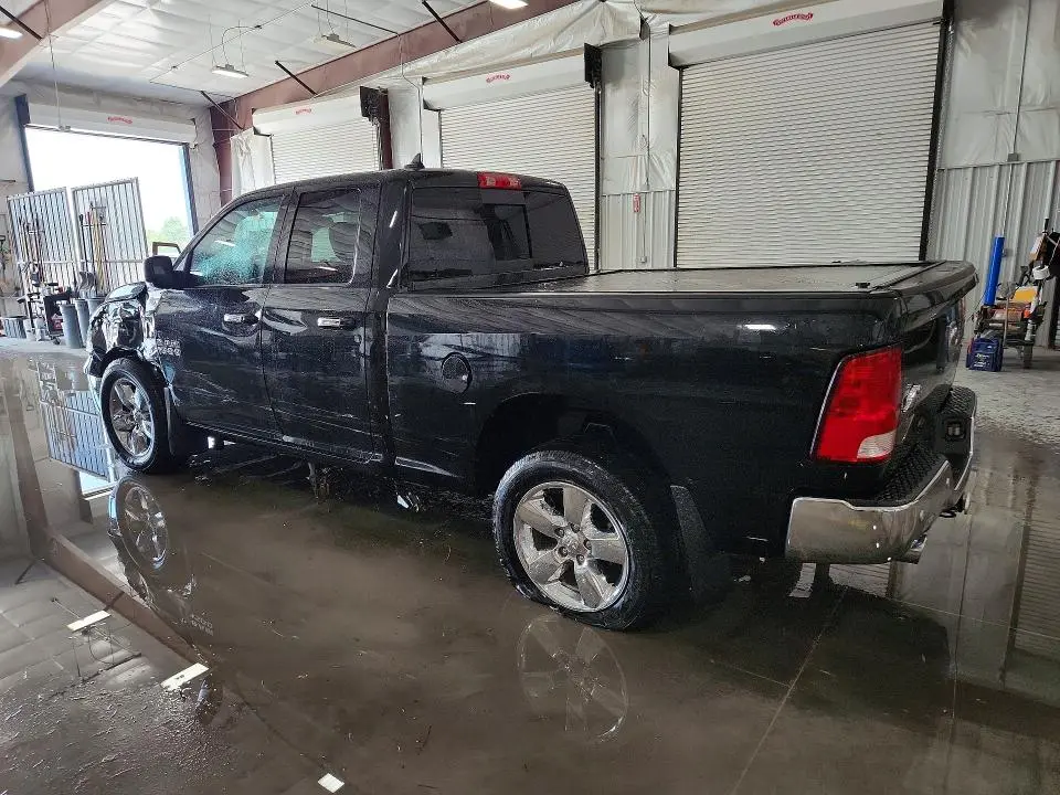 2018 RAM 1500 SLT  