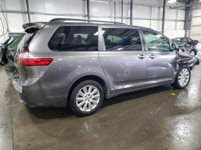 2017 TOYOTA SIENNA XLE