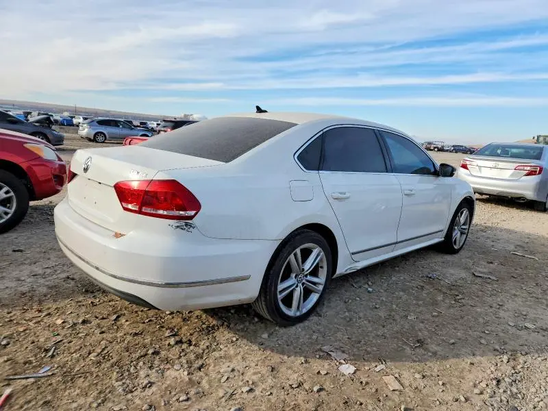 2014 VOLKSWAGEN PASSAT SE  