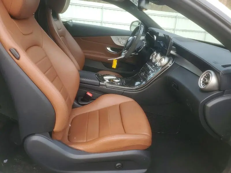 2017 MERCEDES-BENZ C 300  