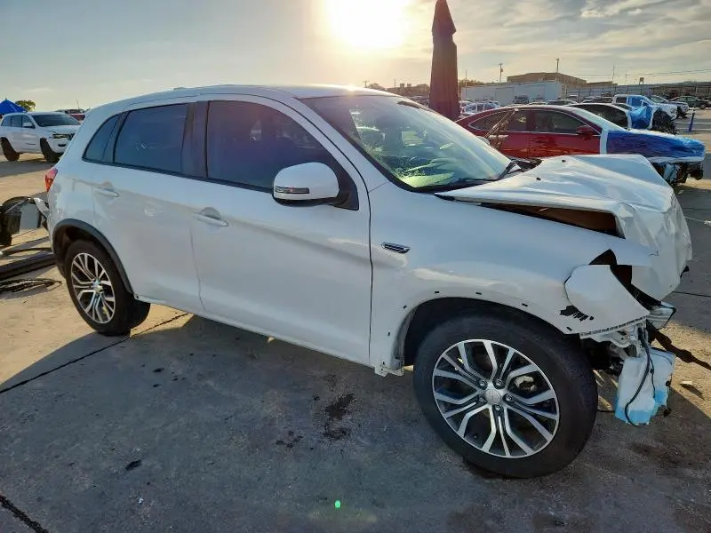 2019 MITSUBISHI OUTLANDER SPORT ES  
