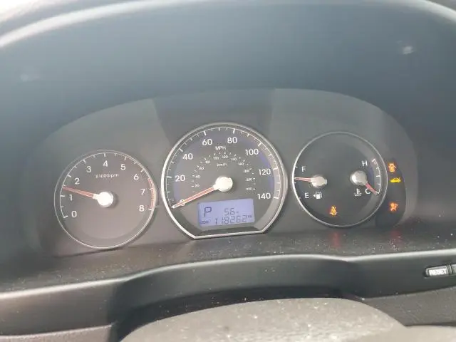 2010 HYUNDAI SANTA FE GLS  