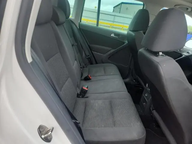 2012 VOLKSWAGEN TIGUAN S  