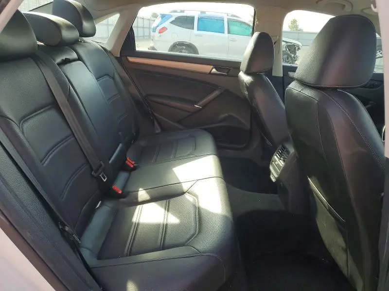 2021 VOLKSWAGEN PASSAT SE  