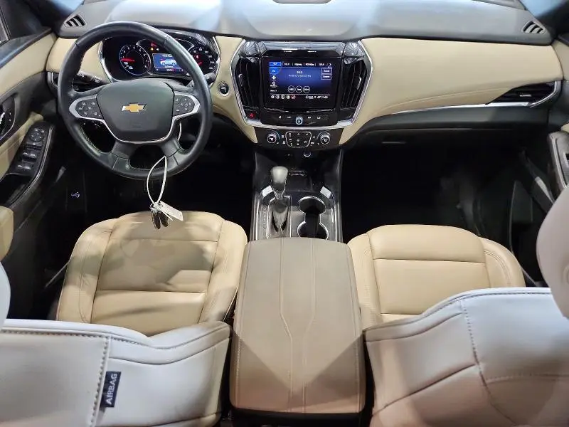 2023 CHEVROLET TRAVERSE LT  