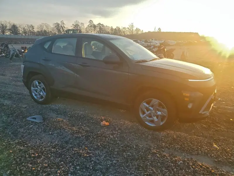 2025 HYUNDAI KONA SE  