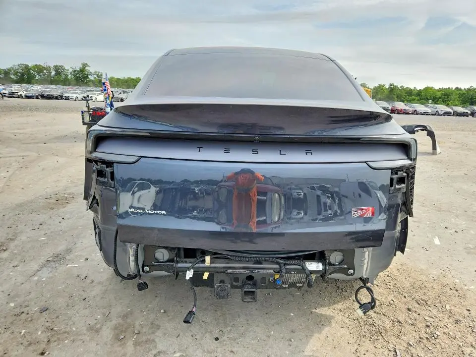 2026 TESLA MODEL Y   
