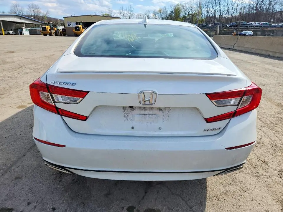 2020 HONDA ACCORD SPORT  