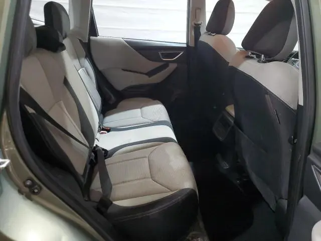 2021 SUBARU FORESTER   