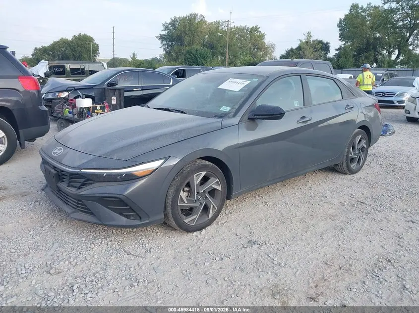 2025 HYUNDAI ELANTRA SEL SPORT