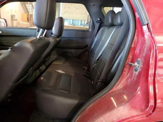 2010 FORD ESCAPE LIMITED  