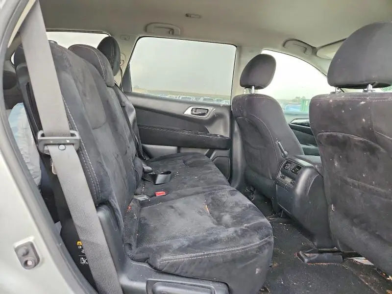 2016 NISSAN PATHFINDER S  